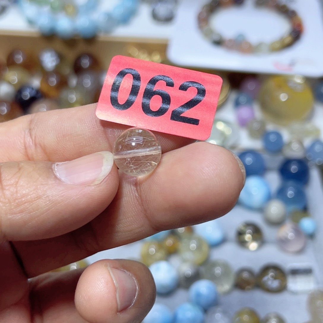 发晶颈饰未镶嵌二**王天然