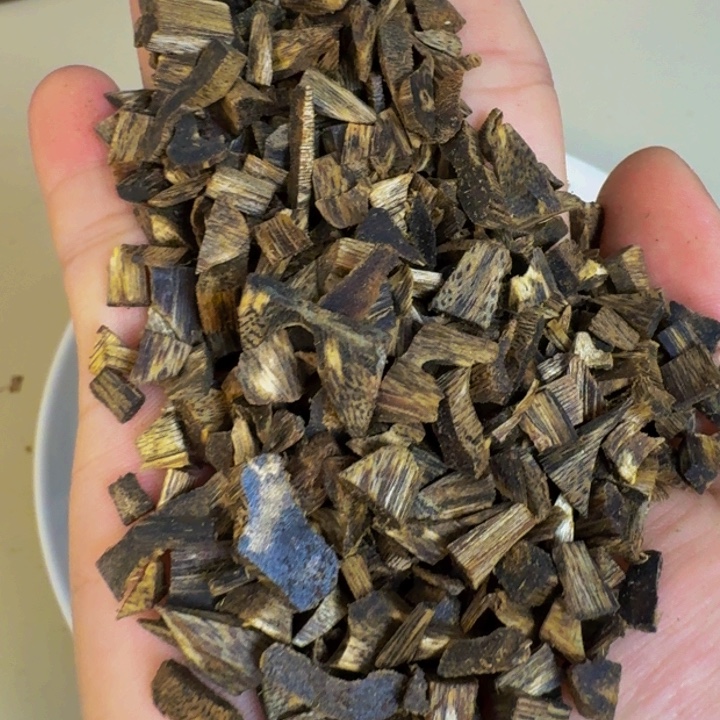 沉香沉香碎屑紫罗兰品种高油碎料100克