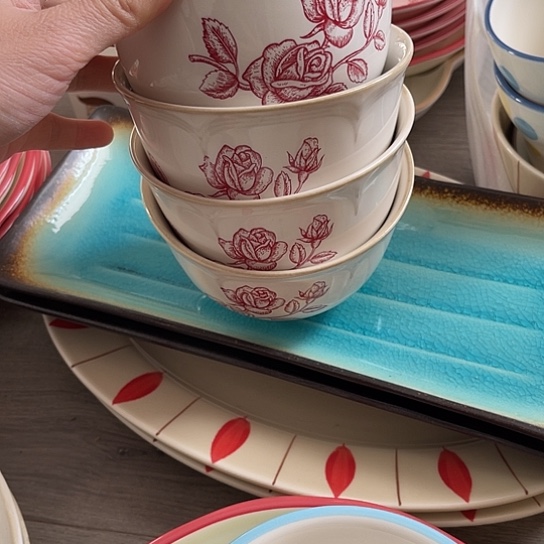 窝***头瓷满25米包邮，默认微瑕