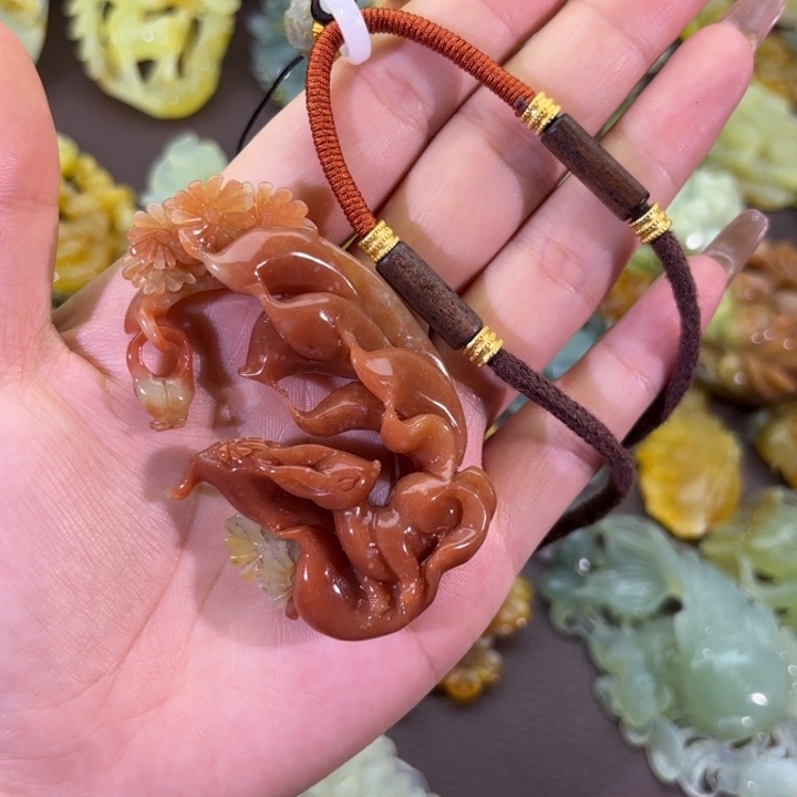 未镶嵌蛇纹石玉颈饰简**单随机发
