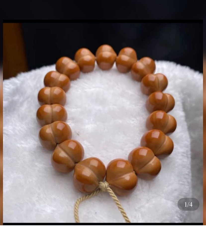 纯手工柯基屁桃猴头核桃高抛亮面全品文玩手持聚宝盆料17.8左右