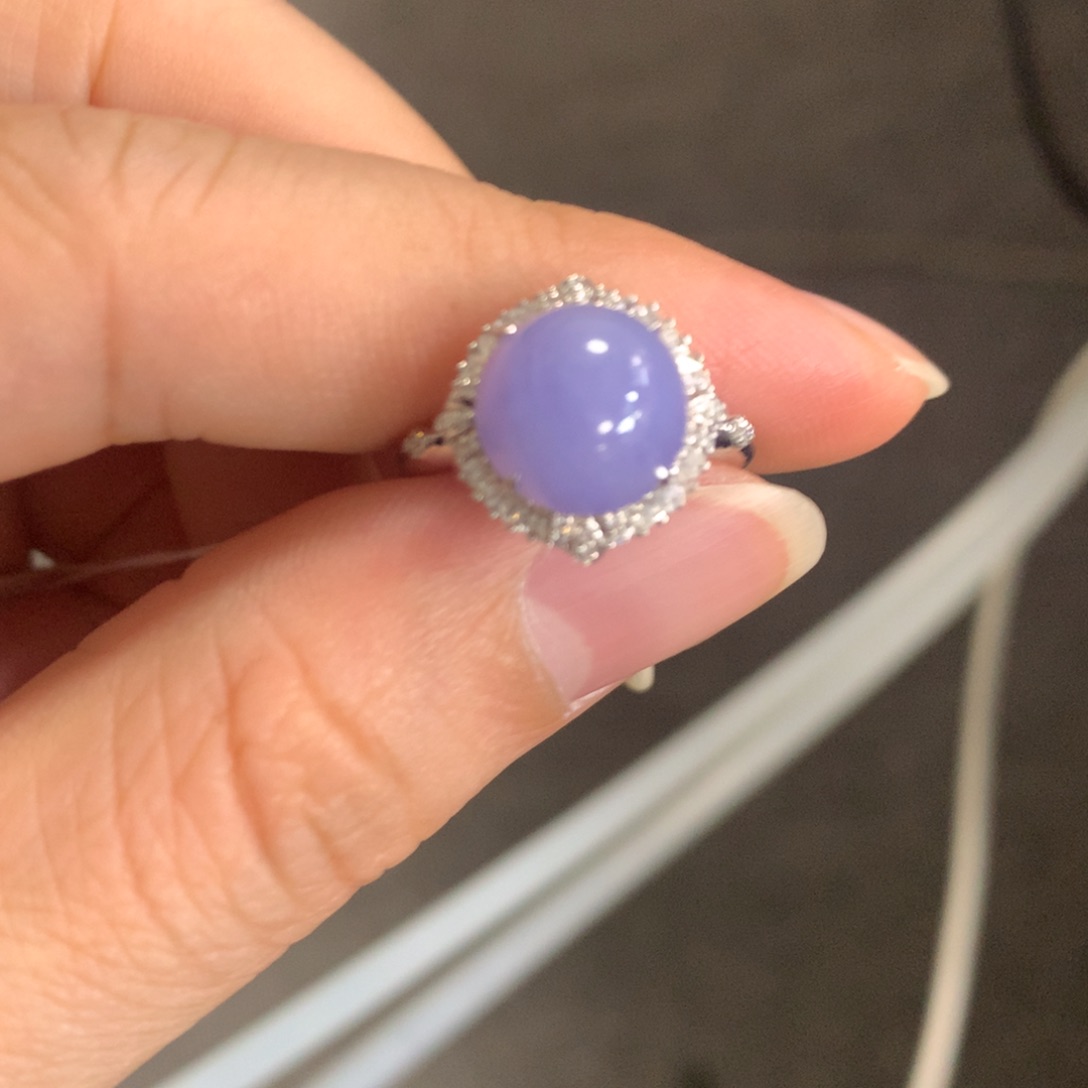 翡翠戒指18K金镶嵌翡翠