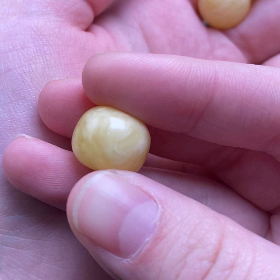 屁***仙蜜蜡未镶嵌珠宝奇石