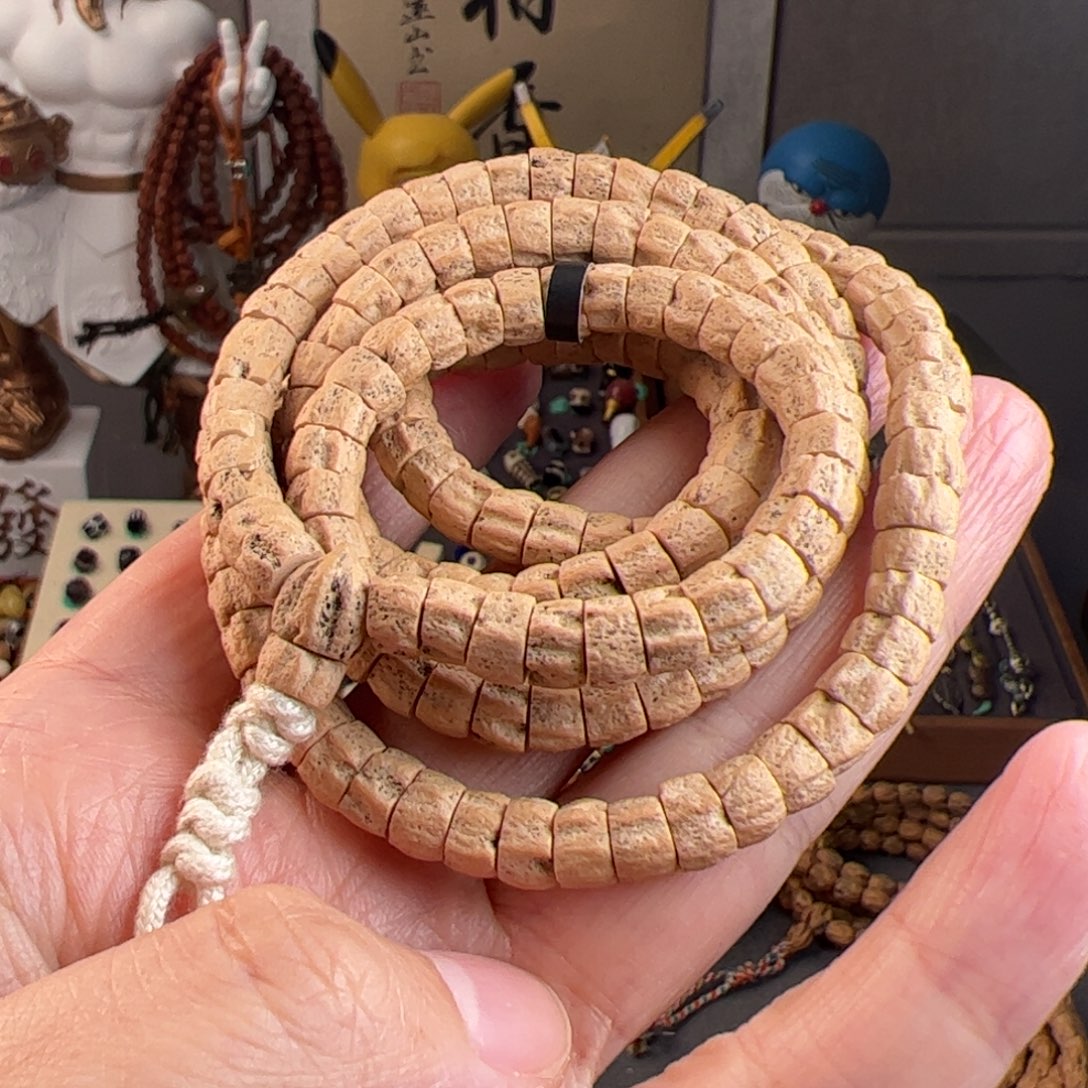 哪***^柏香籽/百香籽吊坠