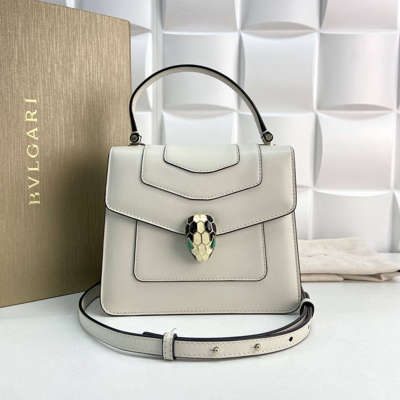 95新 BVLGARI/宝格丽 玺越奢品 宝格丽白色小号风琴 THOX193