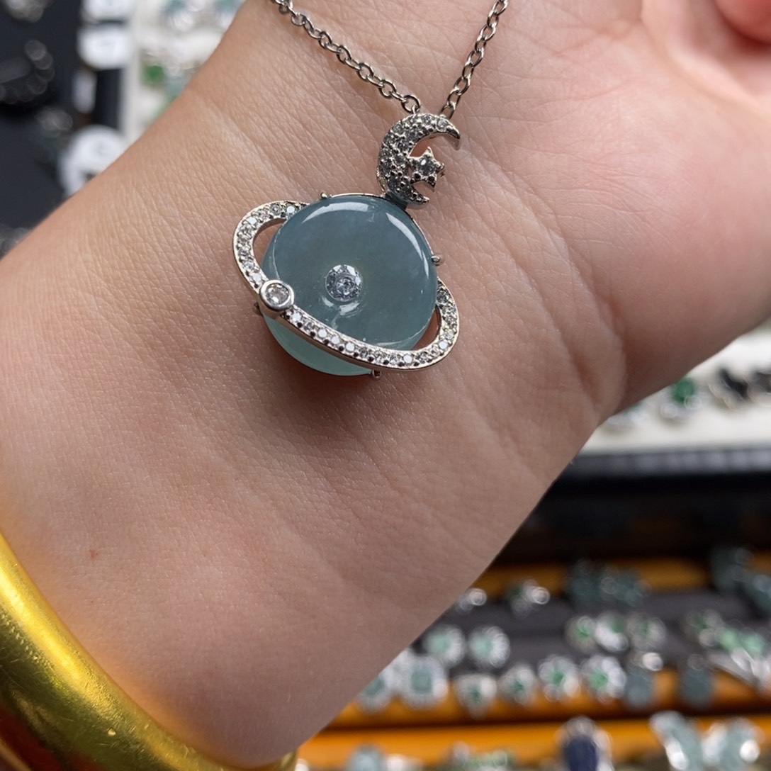 未镶嵌挂件翡翠翡翠