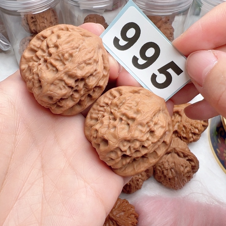 文玩核桃吊坠文玩995