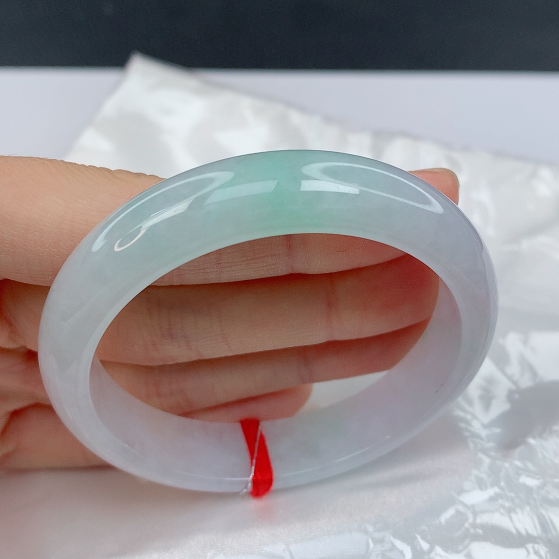 翡翠手镯未镶嵌绣***活52正圈