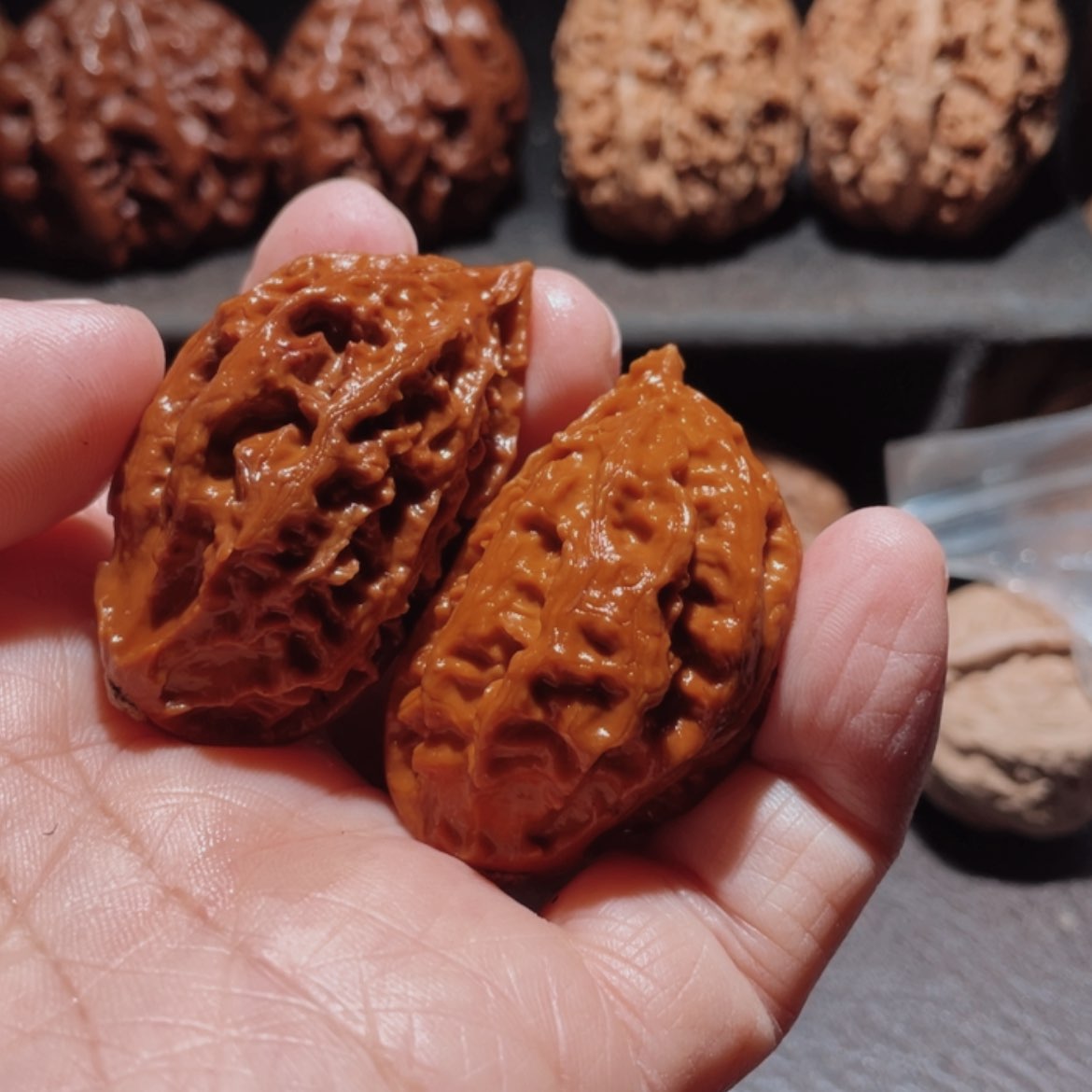 【闪购商品】文玩核桃把件东北楸子9