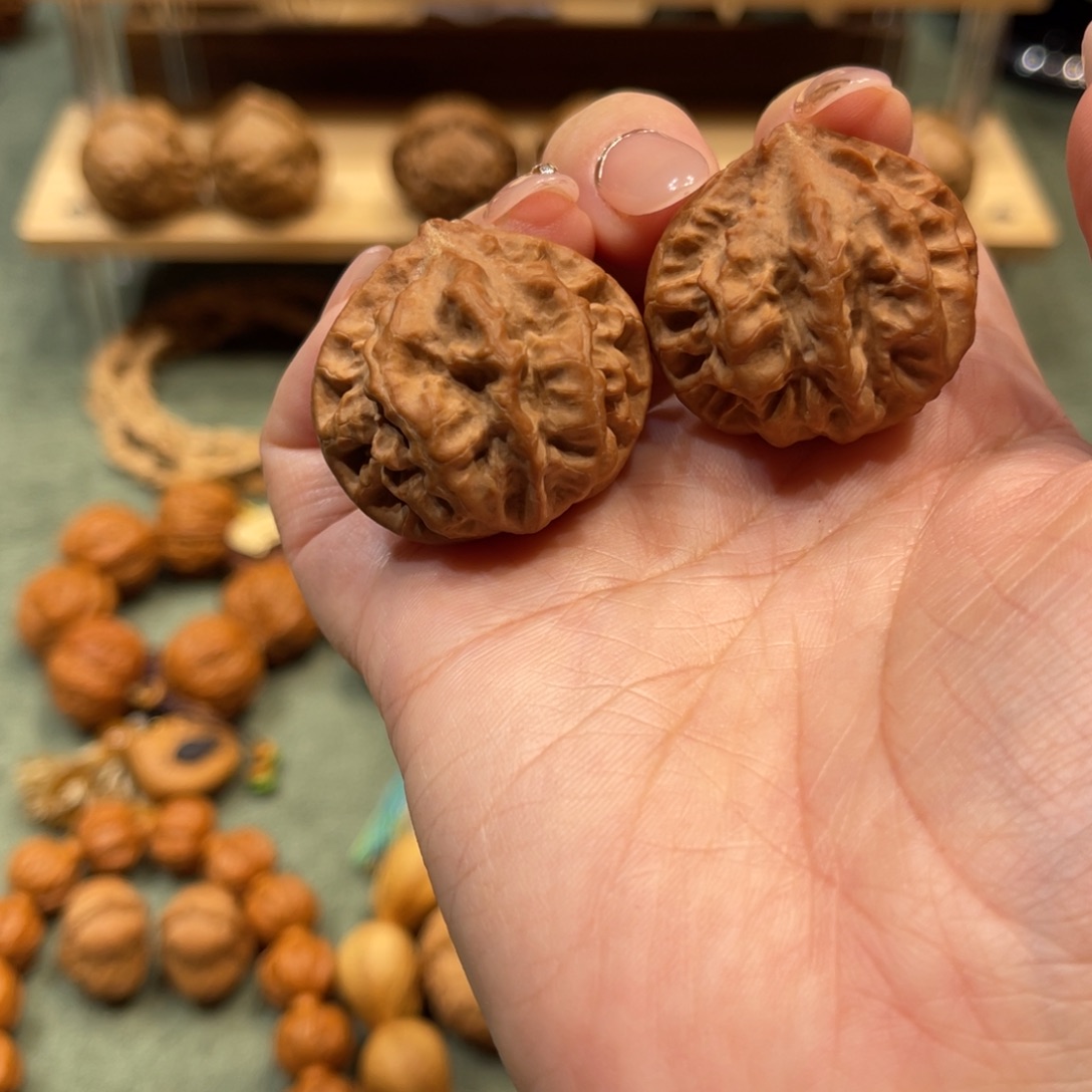 把件文玩核桃帝王龙脊