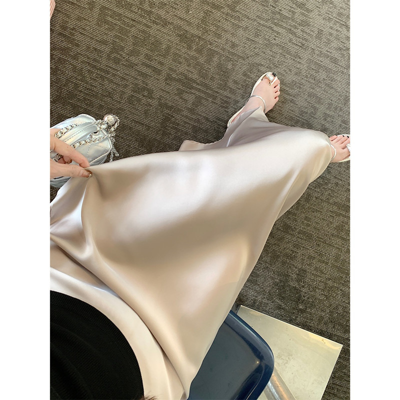 夏季新款高级感气质显瘦缎面半身裙女中长款松紧高腰鱼尾包臀裙子