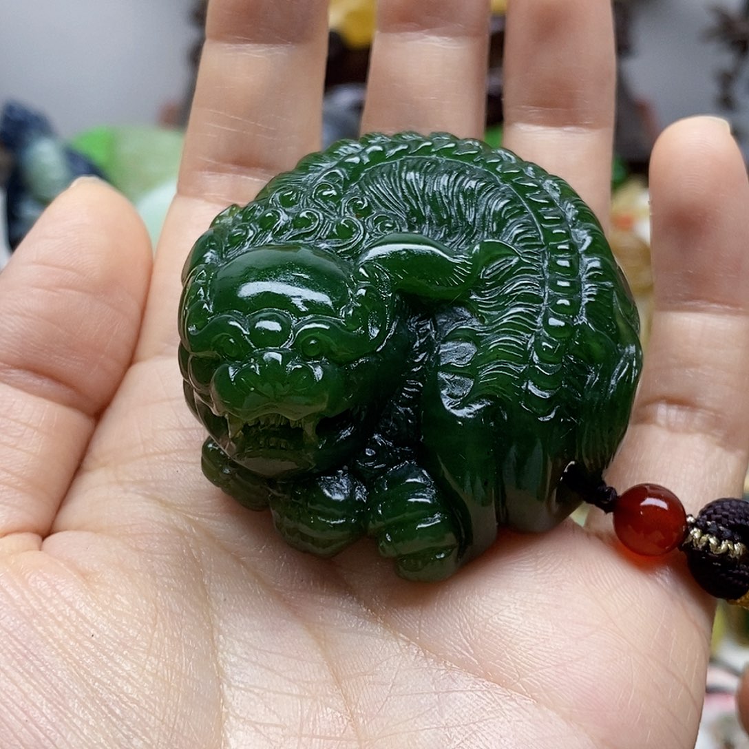 和田玉（碧玉）未镶嵌颈饰手把