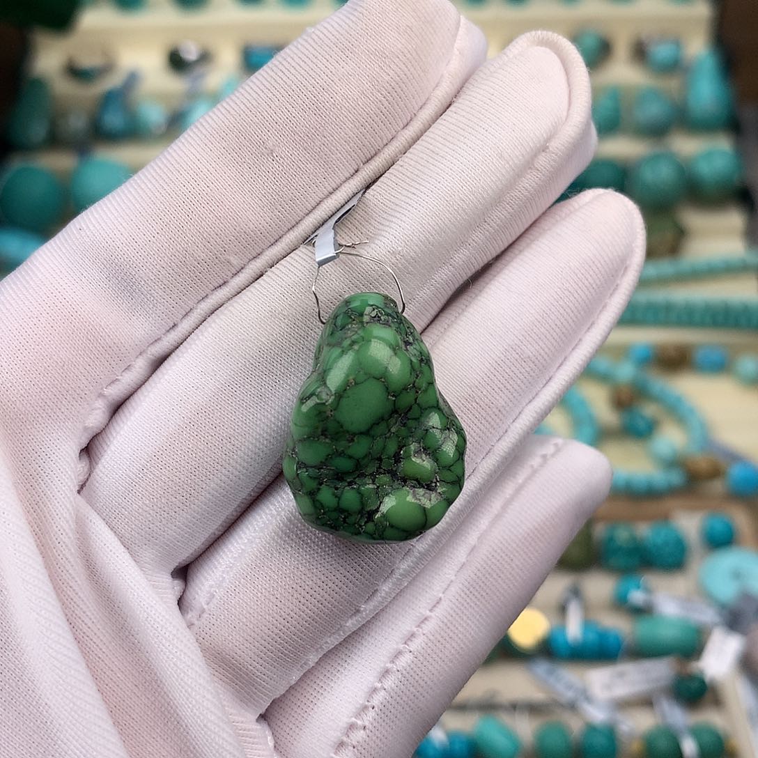 绿松石未镶嵌珠宝奇石