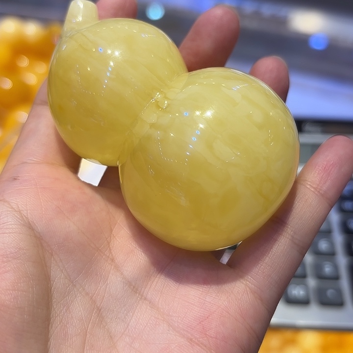 未镶嵌颈饰琥珀蜜蜡