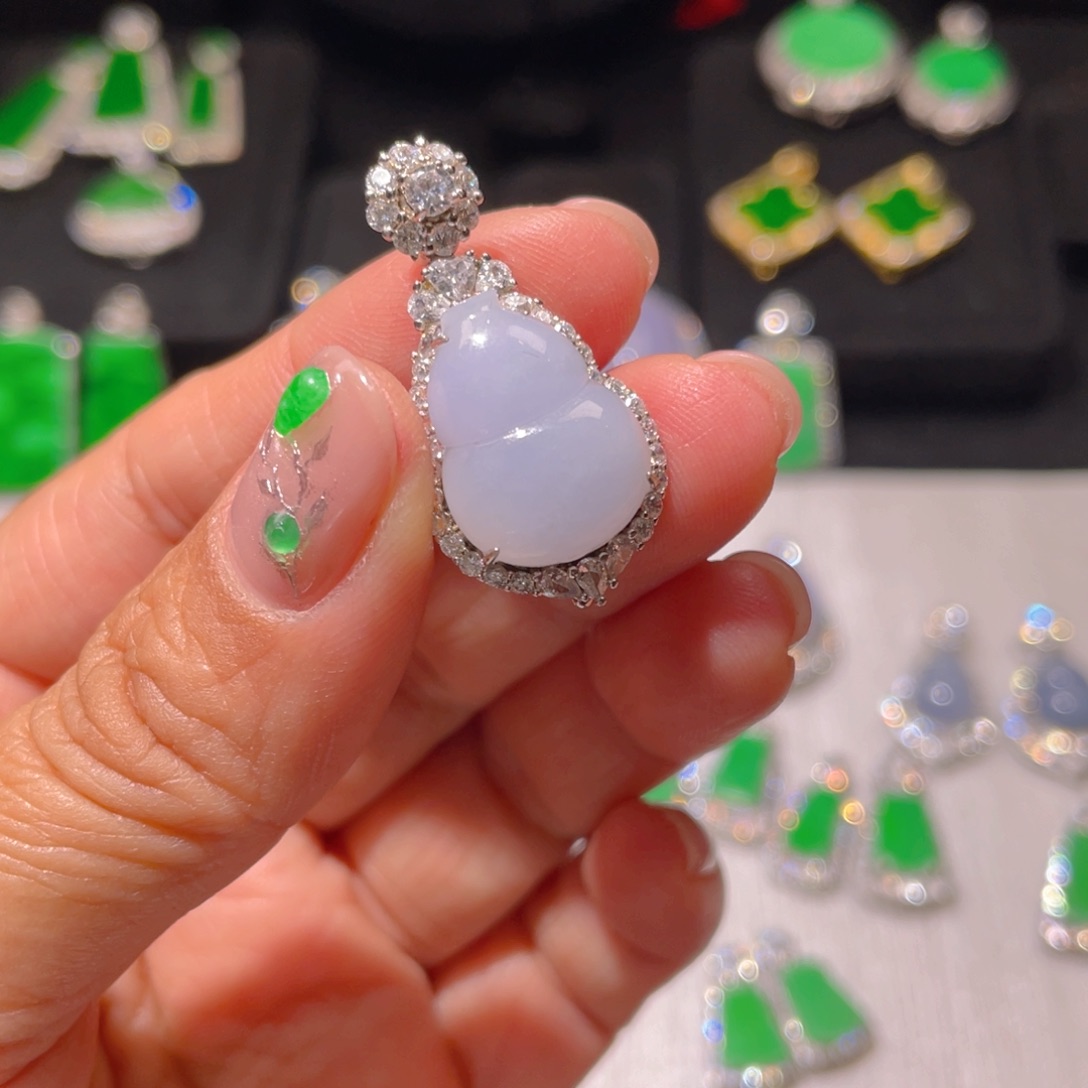 翡翠颈饰银S925镶嵌精品