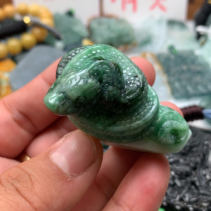翡翠颈饰未镶嵌保真天然a货翡翠