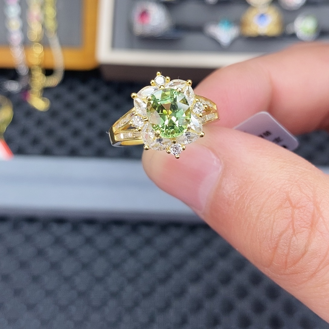 瑜***碧玺戒指银S925镶嵌