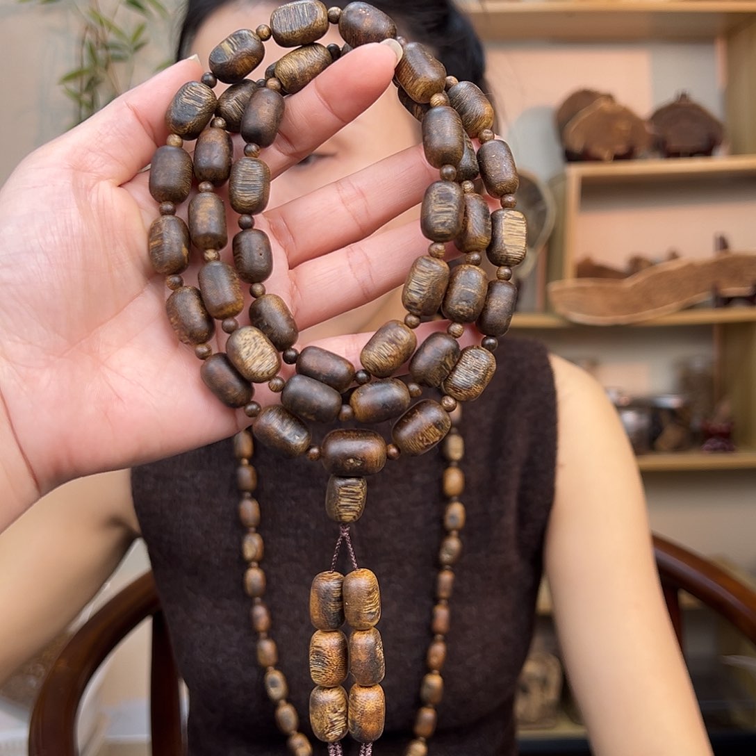 沉香手串海南白奇金丝红油天然留疤0.9➕43克