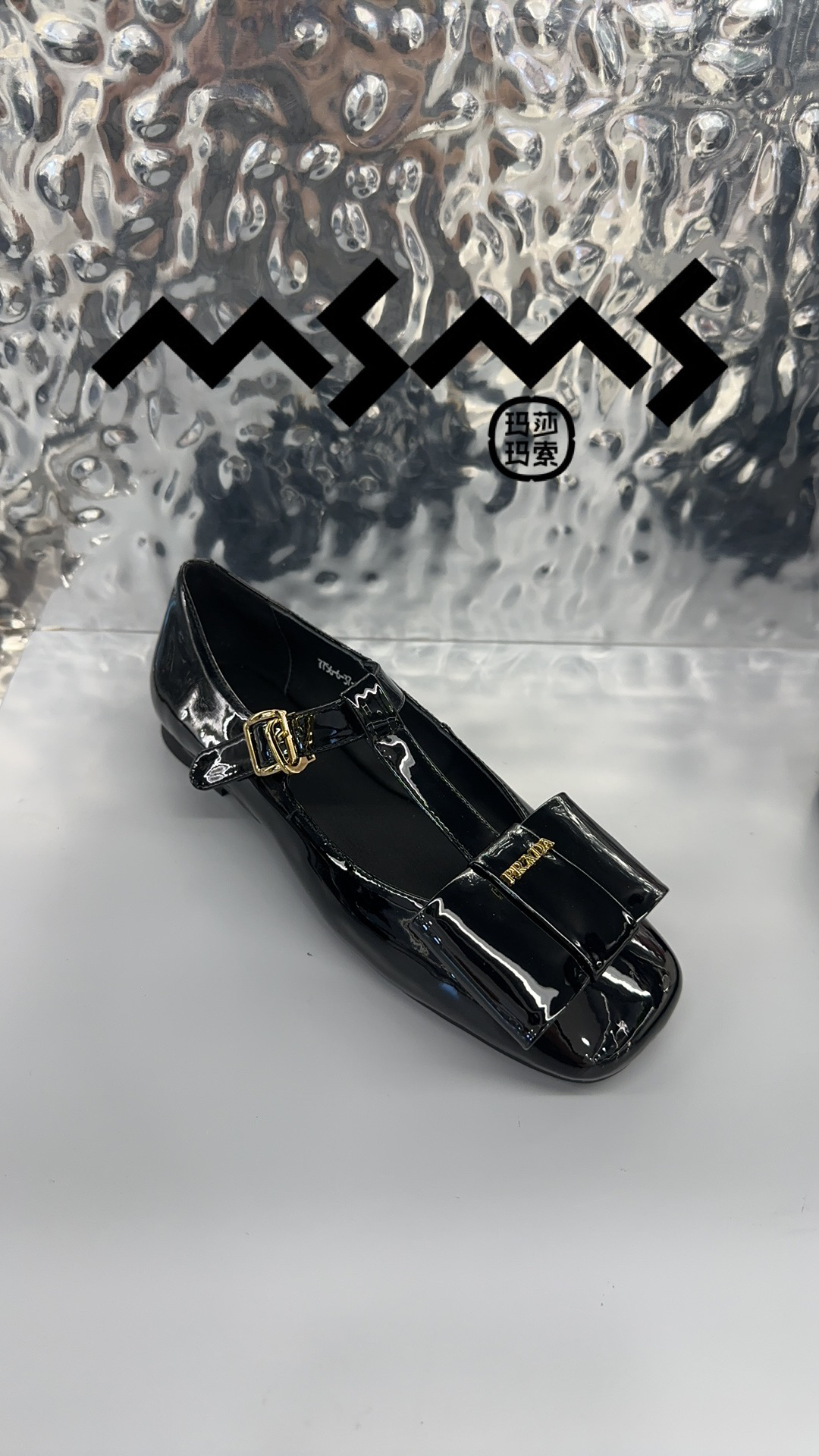 春季低跟浅口粗跟漆皮方头单鞋鞋子时尚跟鞋休闲百搭黑色气质