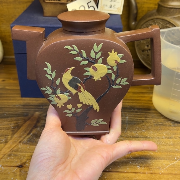 紫砂壶等艺术精品