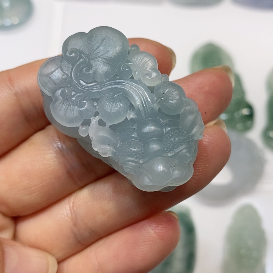定制翡翠未镶嵌翡翠吊坠