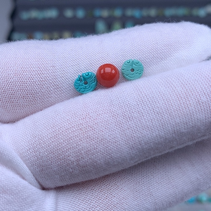 南红玛瑙未镶嵌珠宝奇石