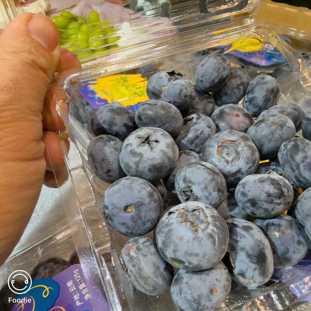 云南怡颗莓蓝莓125g一盒18mm，口感甜云南省