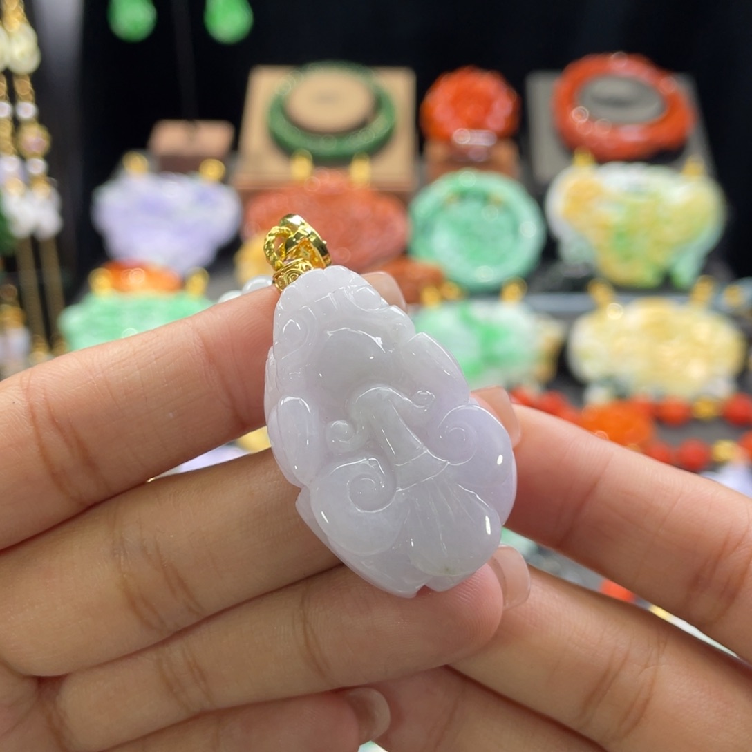 翡翠颈饰未镶嵌代编织