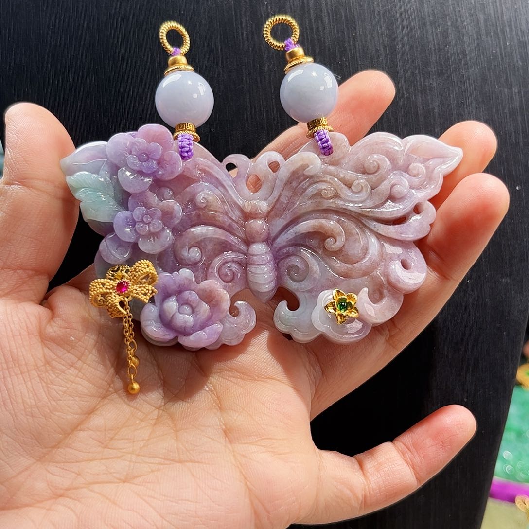 【闪购商品】翡翠吊坠(赠链)未镶嵌 蝴蝶