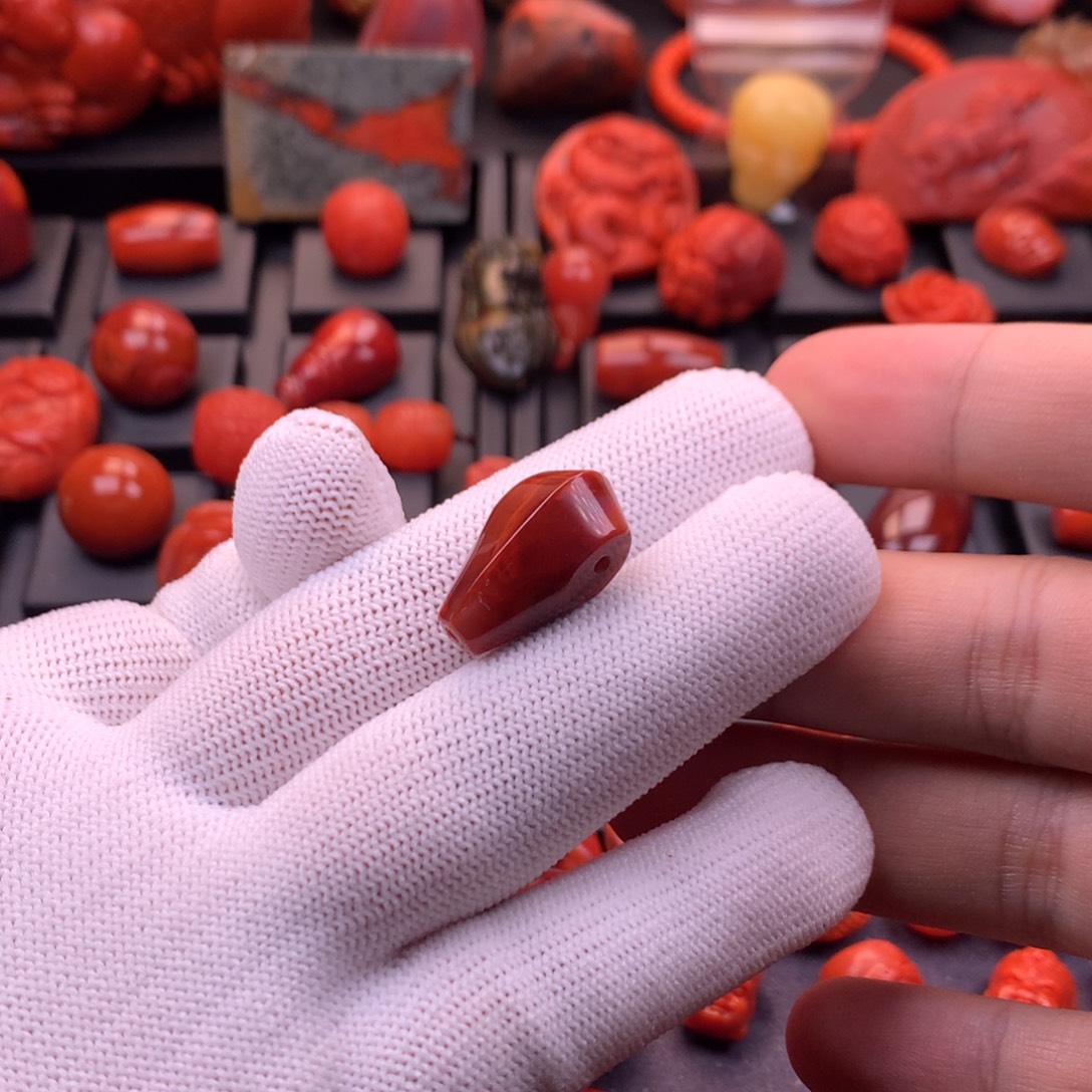 南红玛瑙未镶嵌川料原矿妖花火焰纹鲨鱼背三通12mm