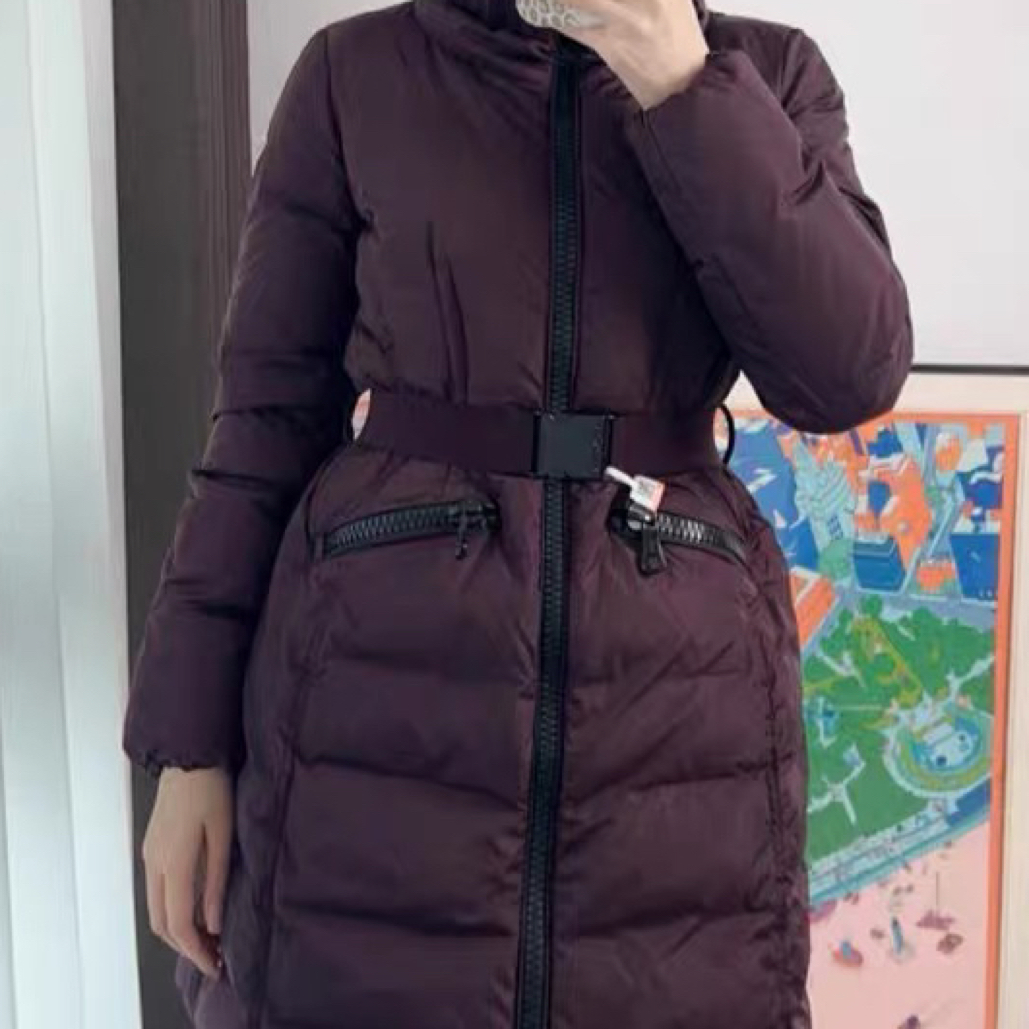 99新 MONCLER 紫色收腰羽绒服/1码/A05511
