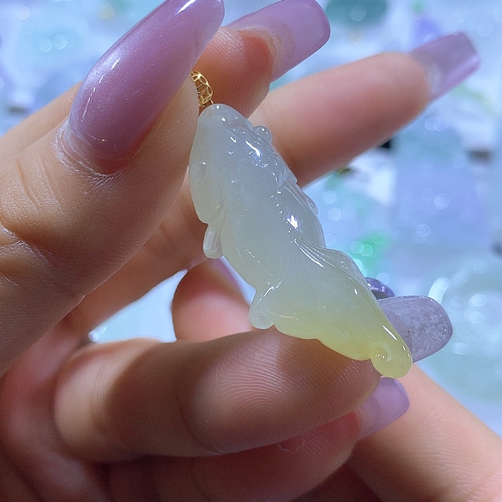 翡翠18K金镶嵌颈饰天然翡翠A货吊坠