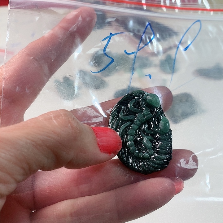 定制翡翠未镶嵌毛货