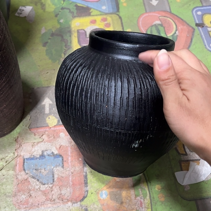 黑色坛子高20口11默认打孔