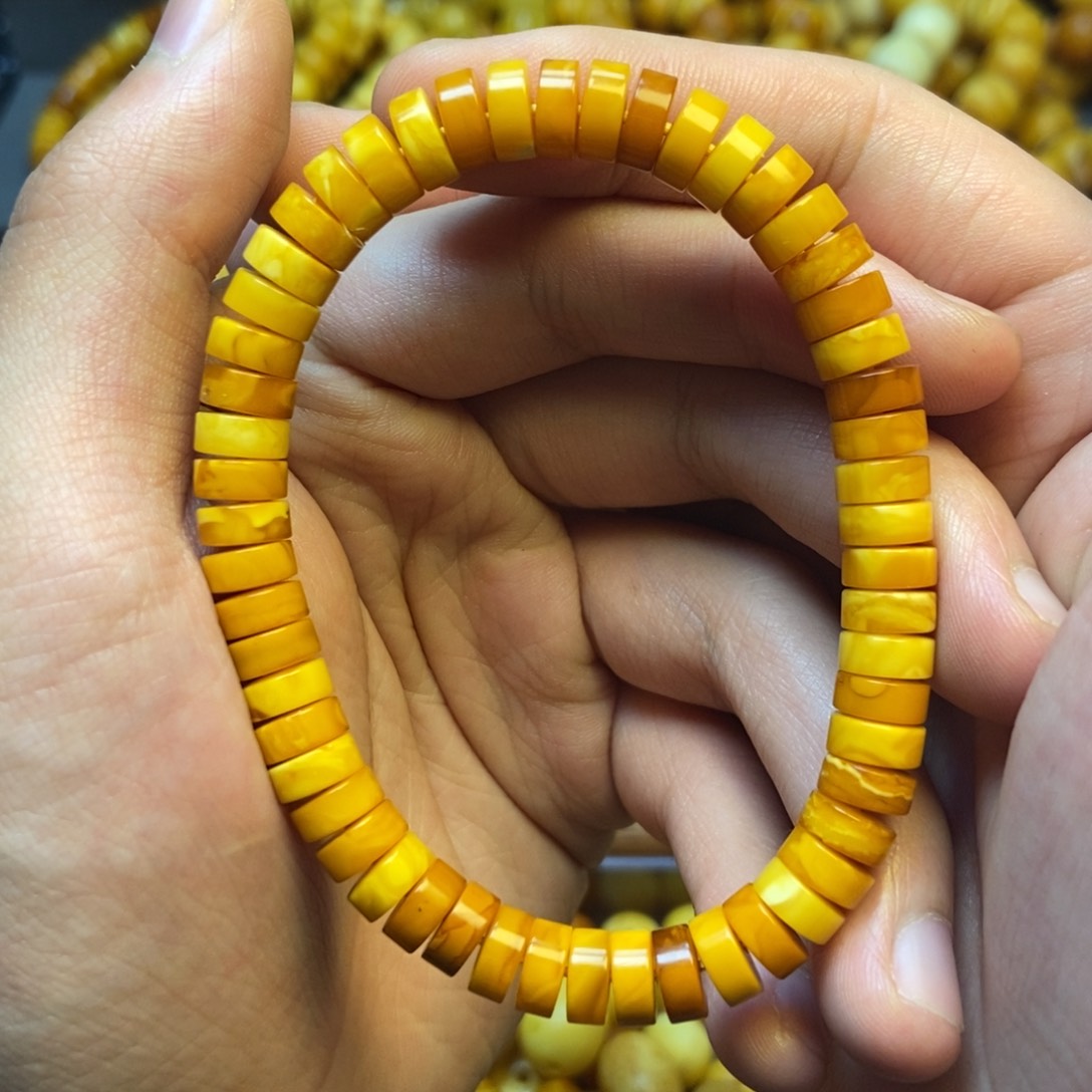 琥珀足铂镶嵌珠宝奇石