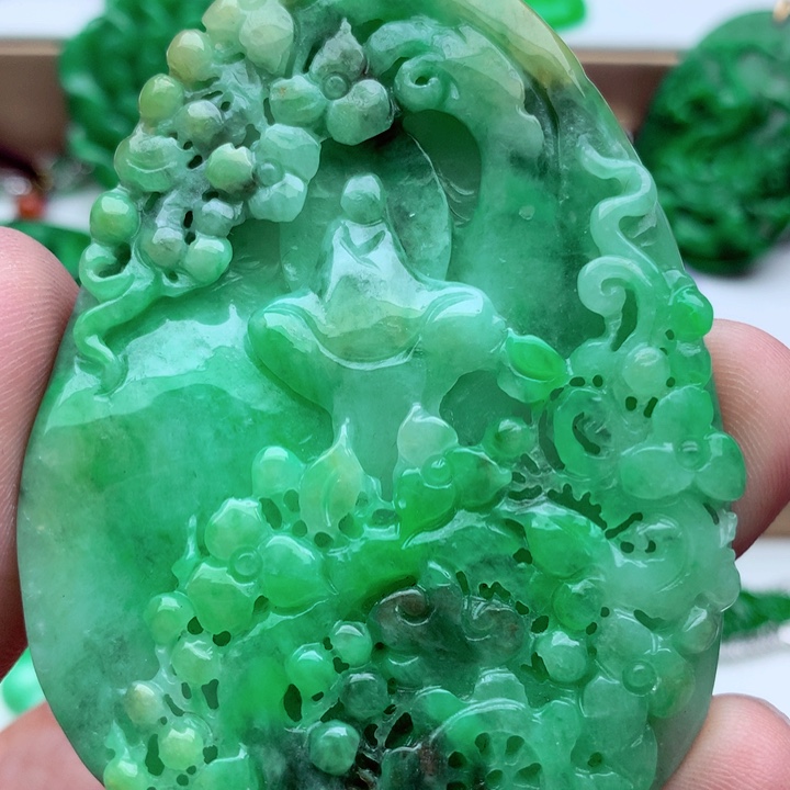 翡翠未镶嵌吊坠(不含链)