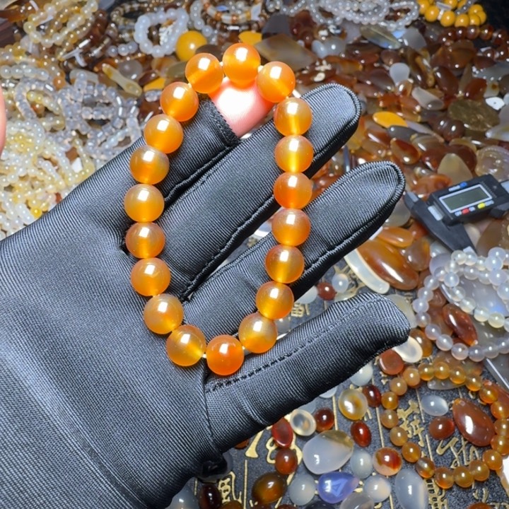 玛瑙/玉髓未镶嵌手链8802……40