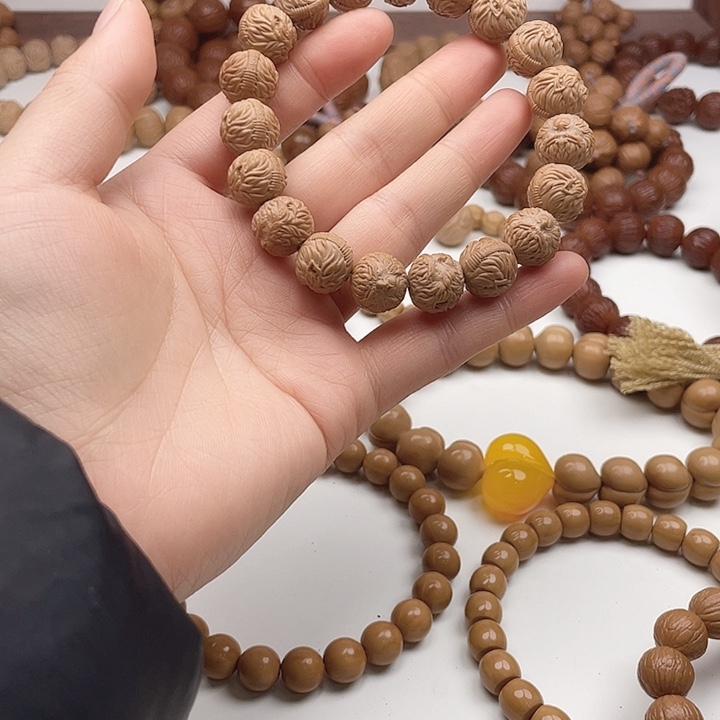 如***水猴头核桃吊坠猴头