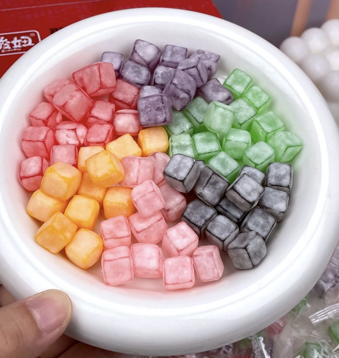 酸妞高颜值果汁软糖4d爆浆果味软糖橡皮糖果零食