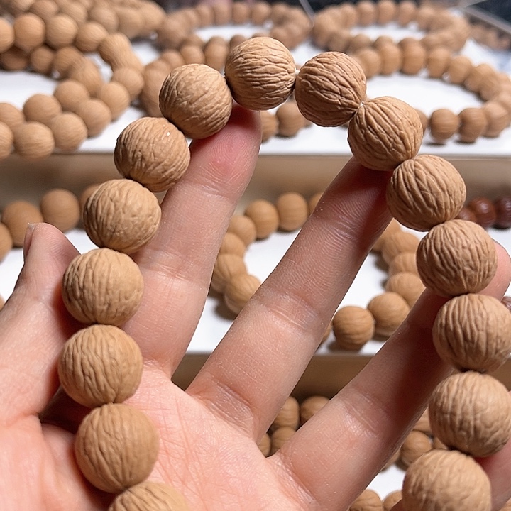 猴头核桃手串龙珠