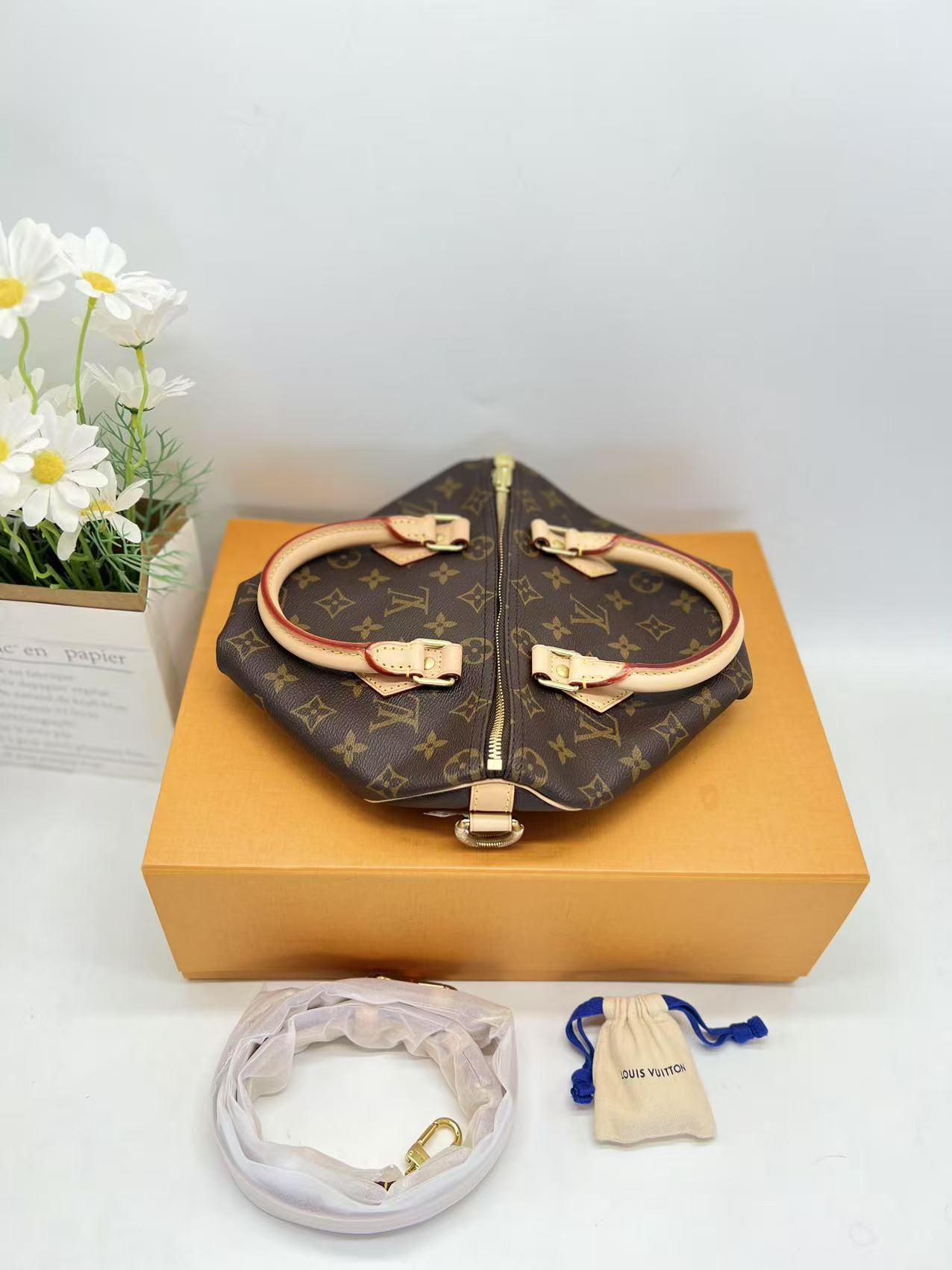 未使用 LouisVuitton/路易威登 speedy25老花肩带款（LV妞妞）