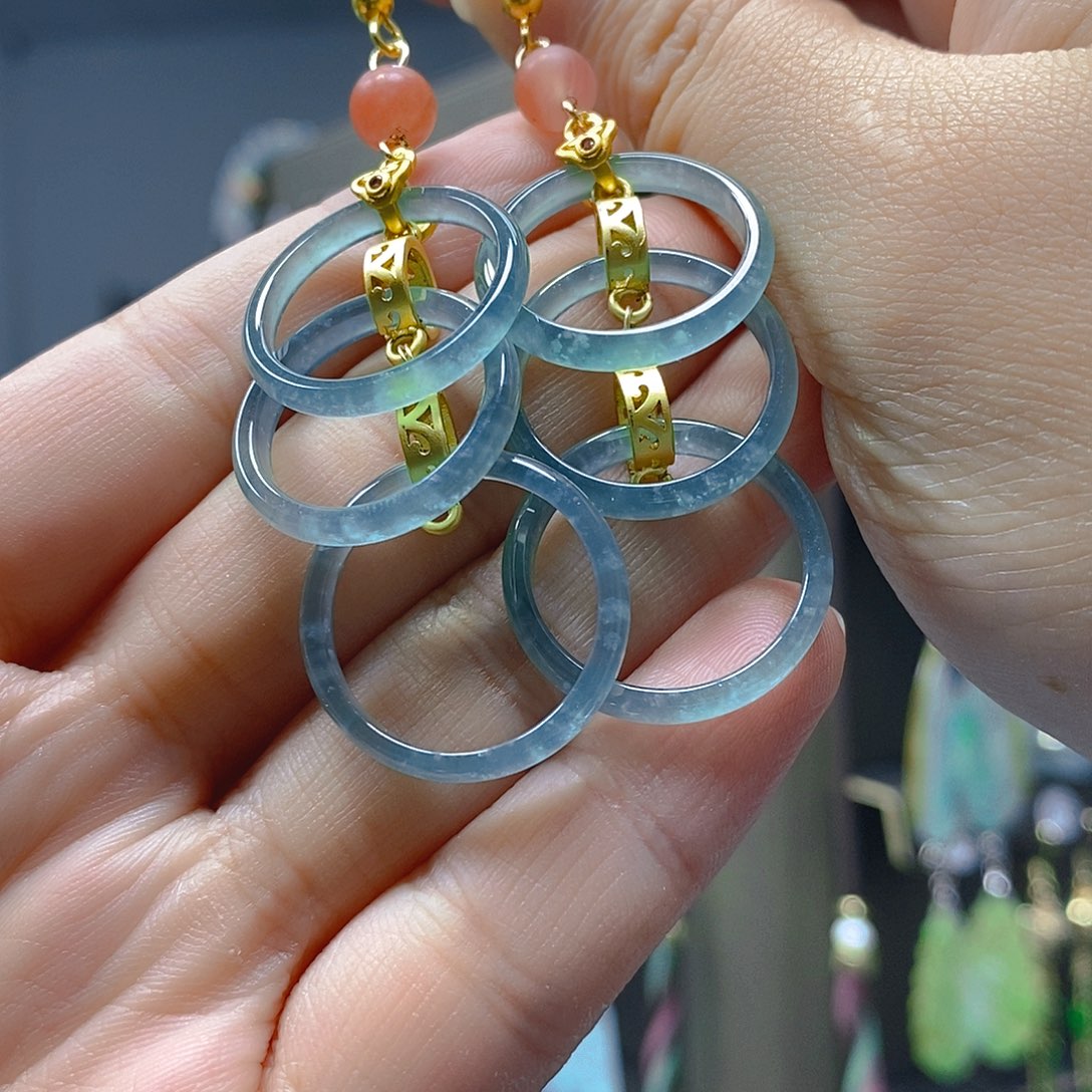 未镶嵌翡翠耳饰翡翠