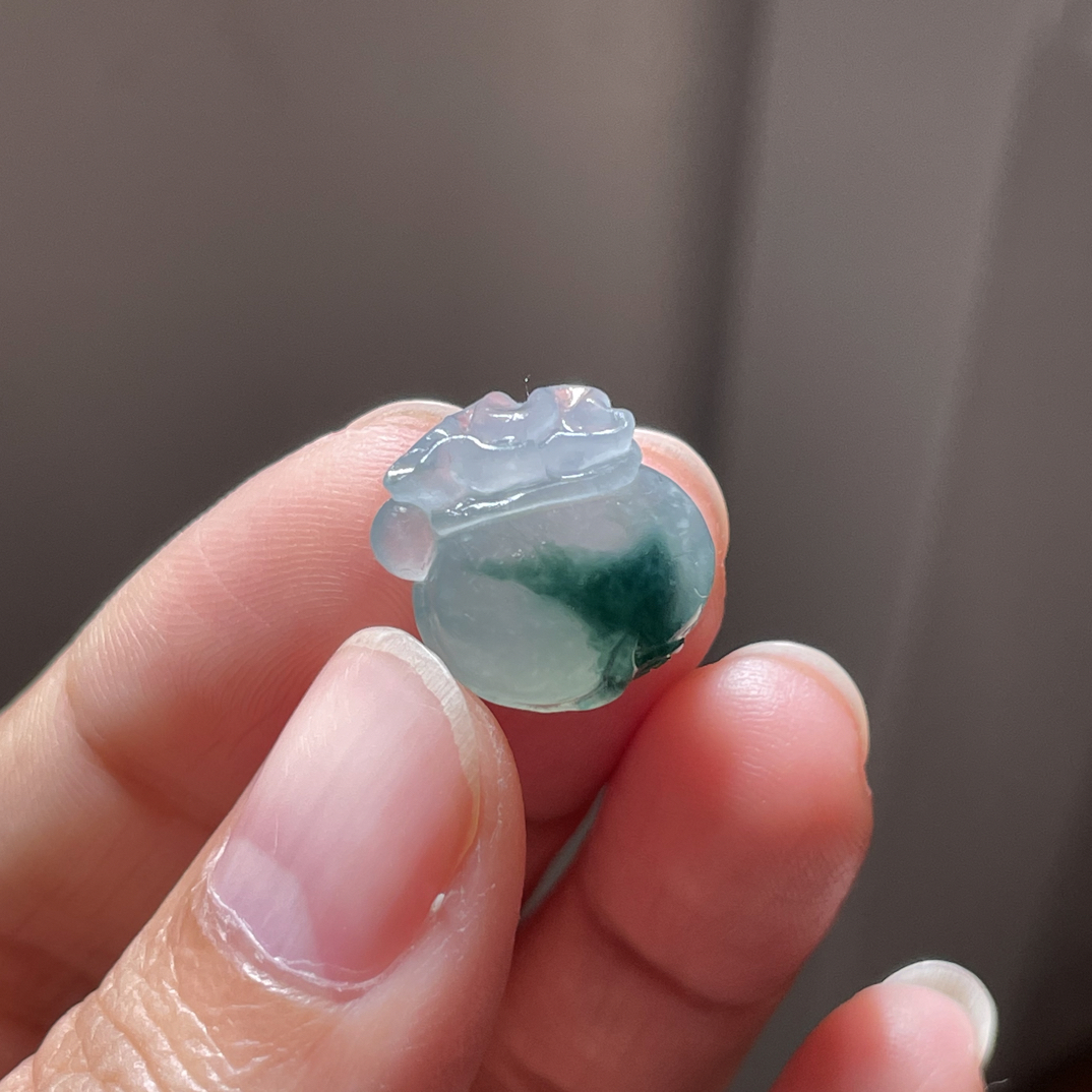 天然翡翠毛货自然光实拍福袋冰透饱满