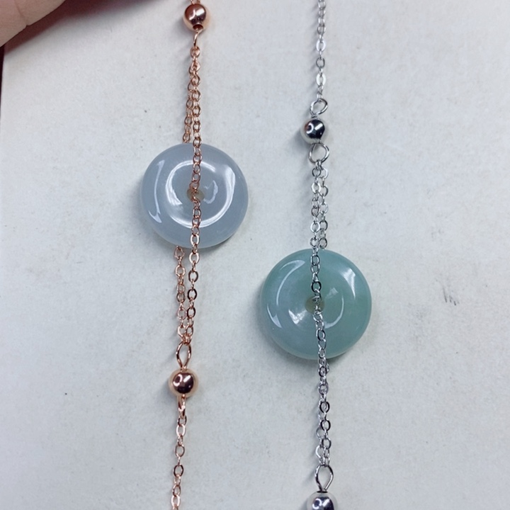 翡翠吊坠(不含链)足铂镶嵌