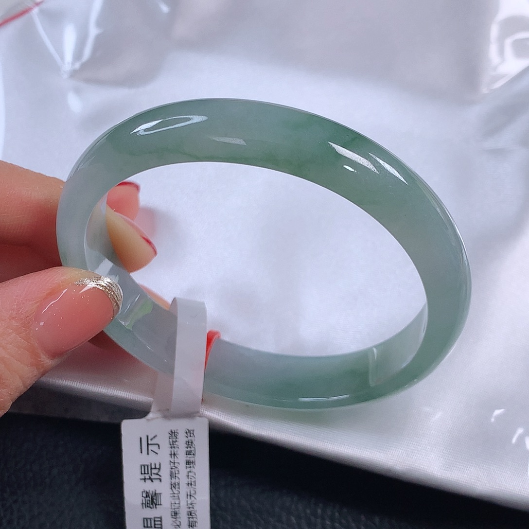 翡翠手镯未镶嵌 贵妃①⑤③