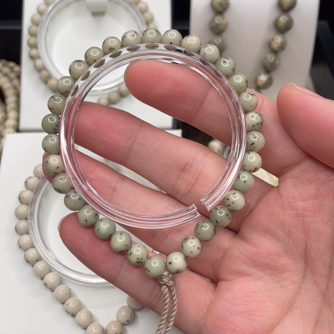 吊坠星月菩提7圆珠手持