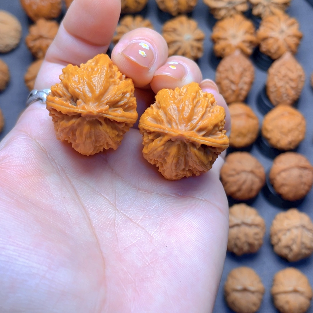 核桃文玩把件小八棱