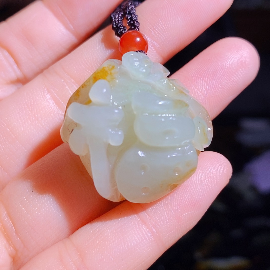 和田玉颈饰未镶嵌