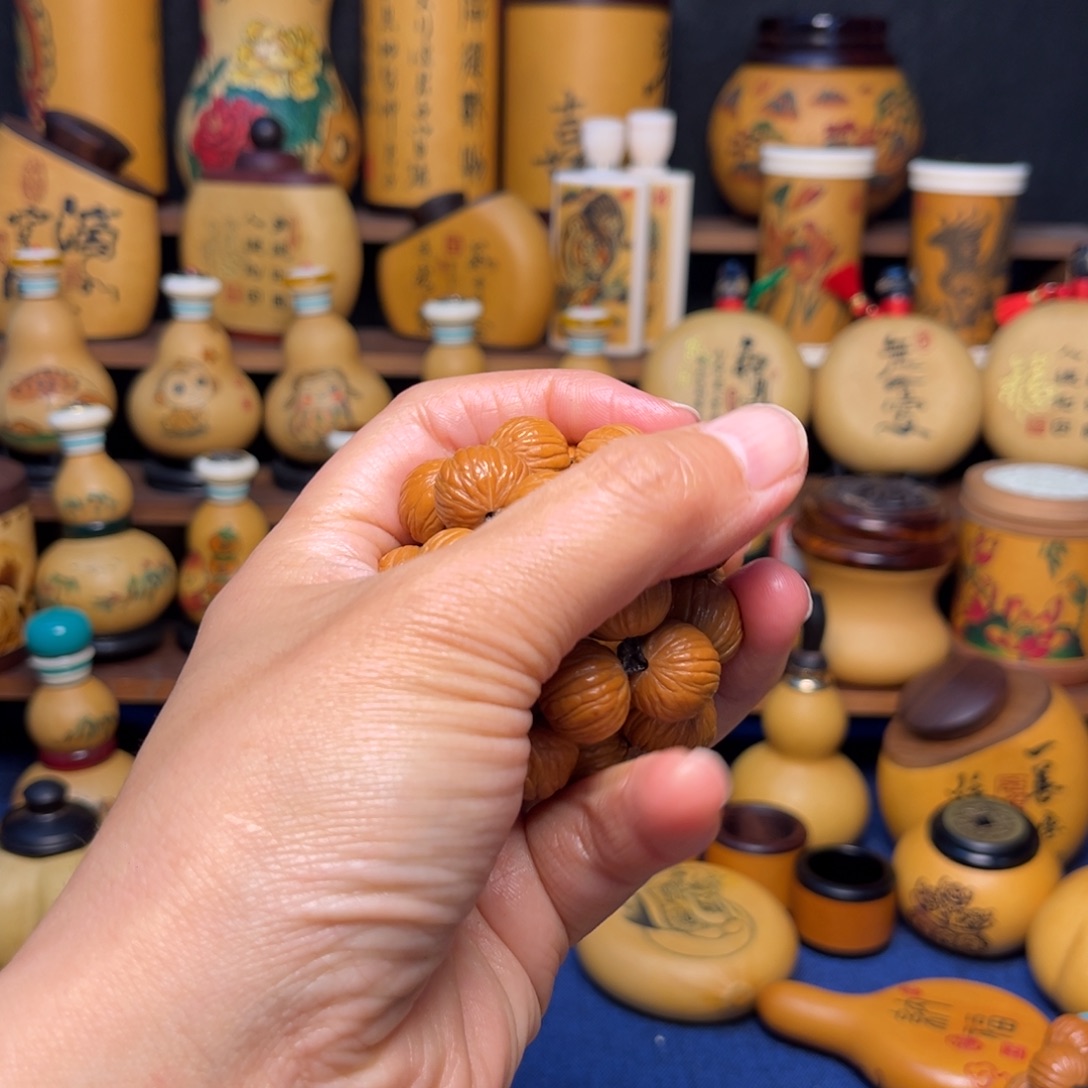 米***奇大叶紫檀（黑酸枝木类）