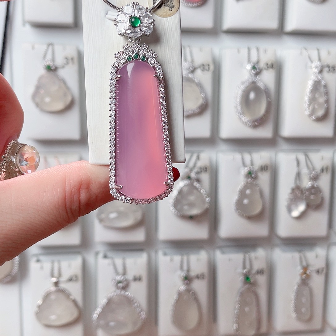 玛瑙/玉髓吊坠(赠链)未镶嵌